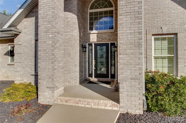 $475,000 | 1200 White Oak Trail, Godfrey, IL 62035