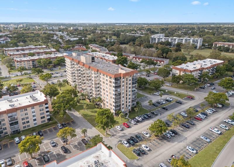 4174 Inverrary Drive, Unit 902 Lauderhill, FL 33319 - Photo 6 of 19 a view of a city