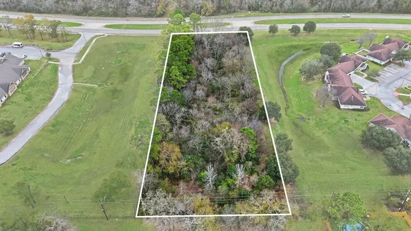 $700,000 | 5350 Cypresswood Drive, Spring, TX 77379