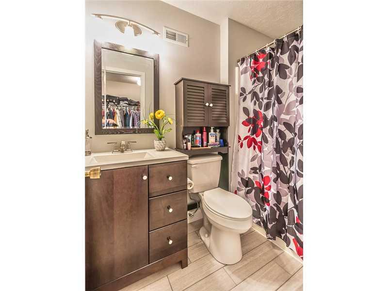 3019 Meyeridge Road Pittsburgh, PA 15209 - Photo 19 of 25 Master Bath/Spa.