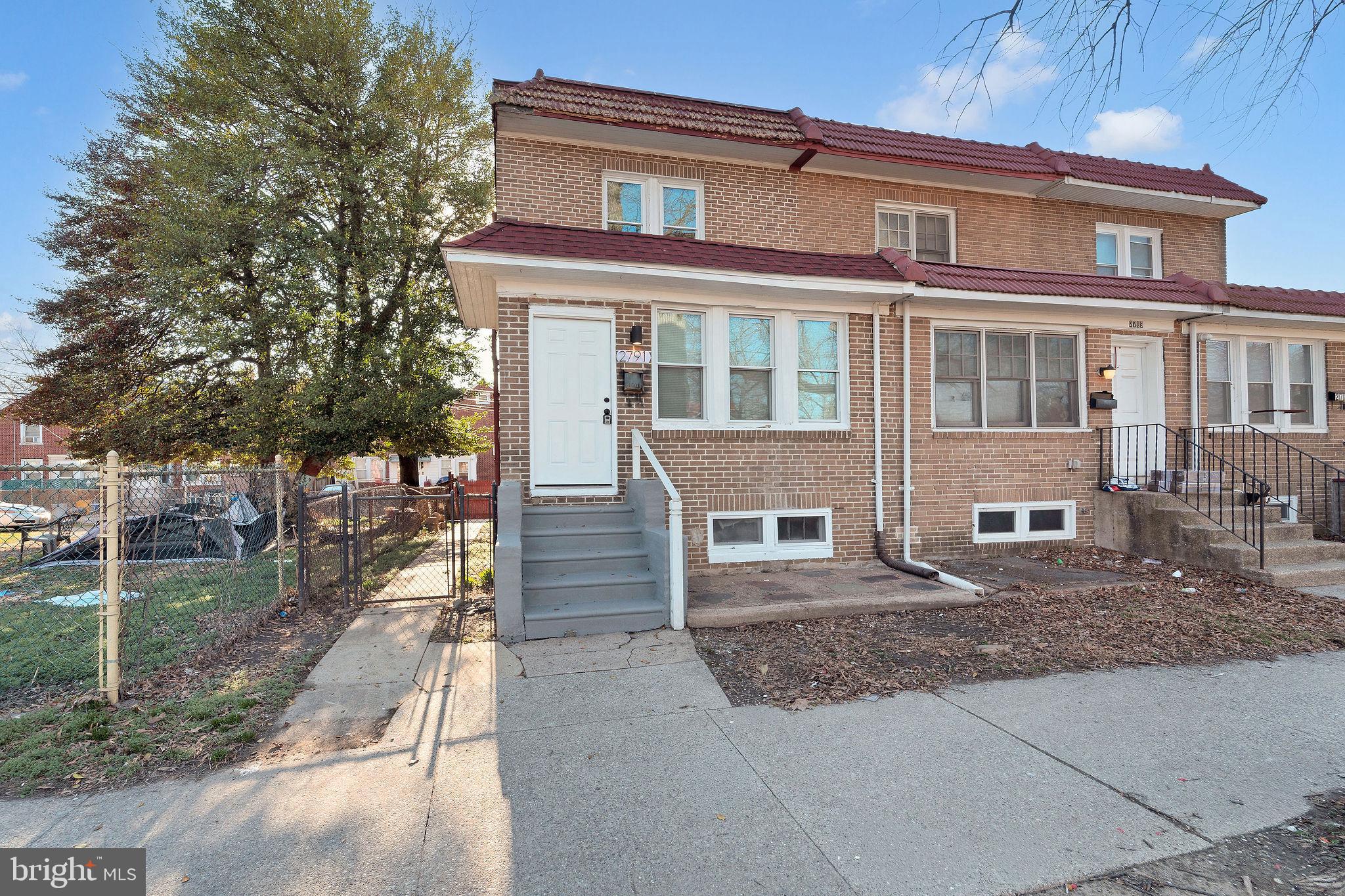 2791 Yorkship Road Camden, NJ 08104 - Photo 1 of 33 a front view of a house with a yard