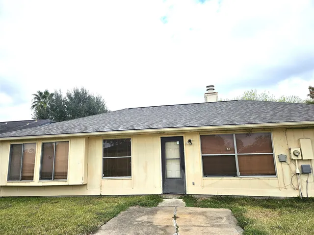 $1,925 | 8215 Summer Quail Drive, Houston, TX 77489