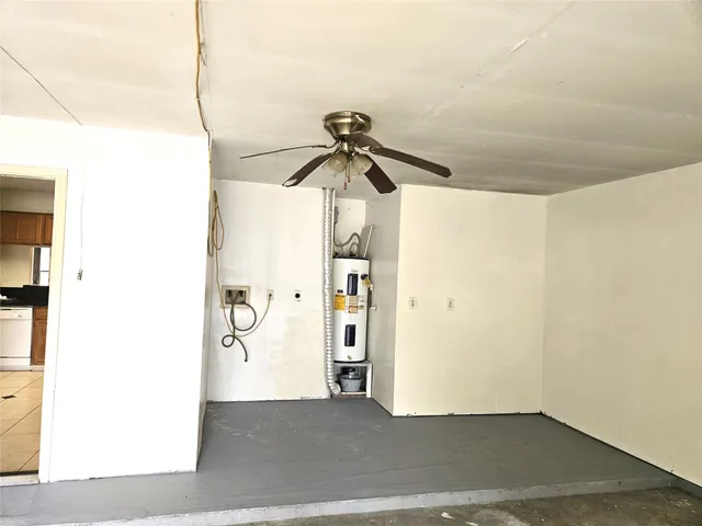 $1,925 | 8215 Summer Quail Drive, Houston, TX 77489