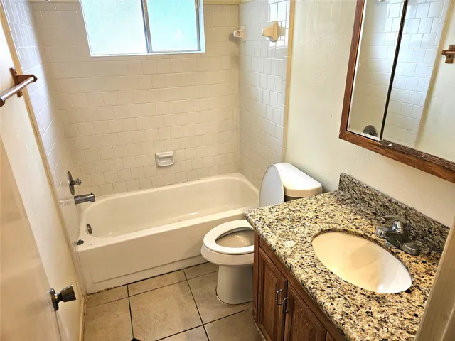 $1,925 | 8215 Summer Quail Drive, Houston, TX 77489