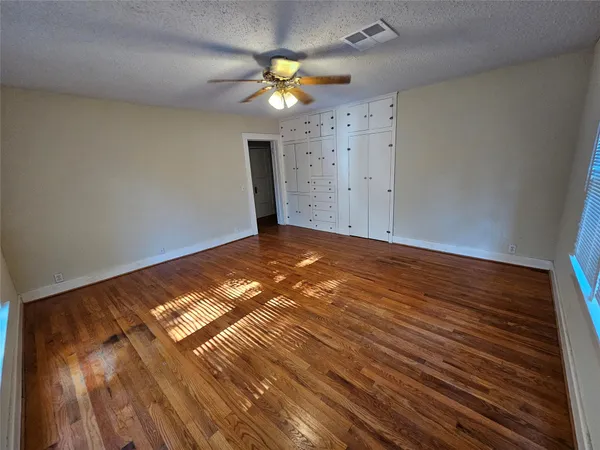 $1,950 | 603 Landrum, League City, TX 77573