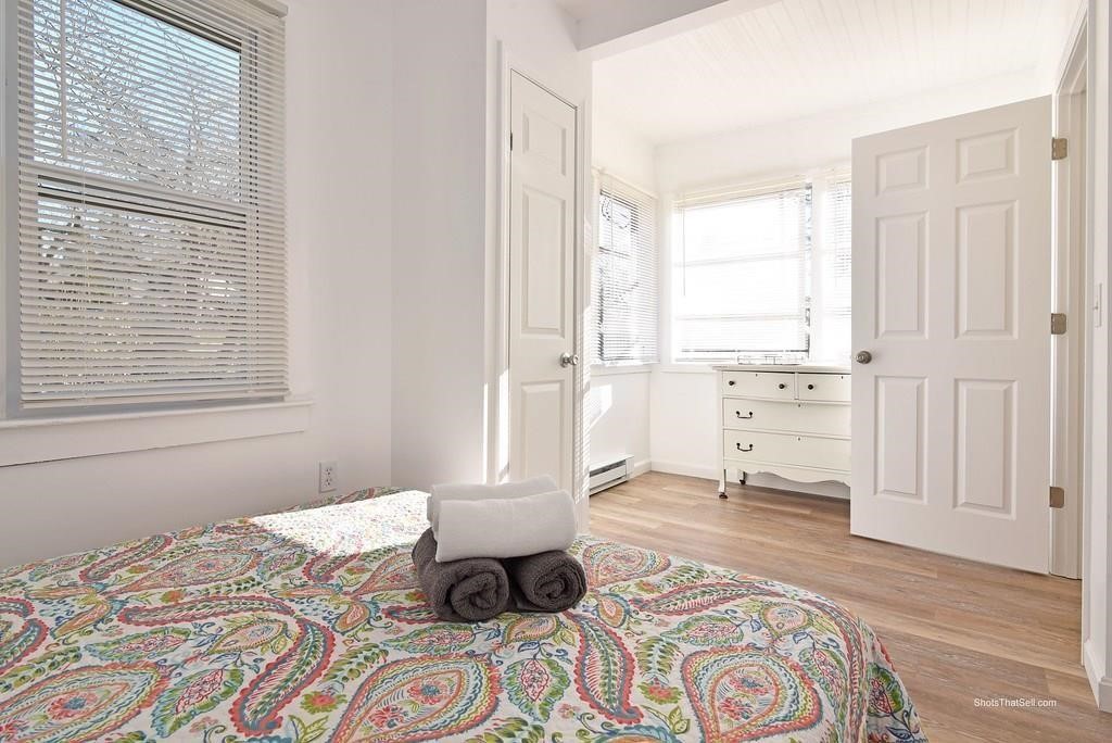 109 Conanicus Road Narragansett, RI 02882 - Photo 5 of 9