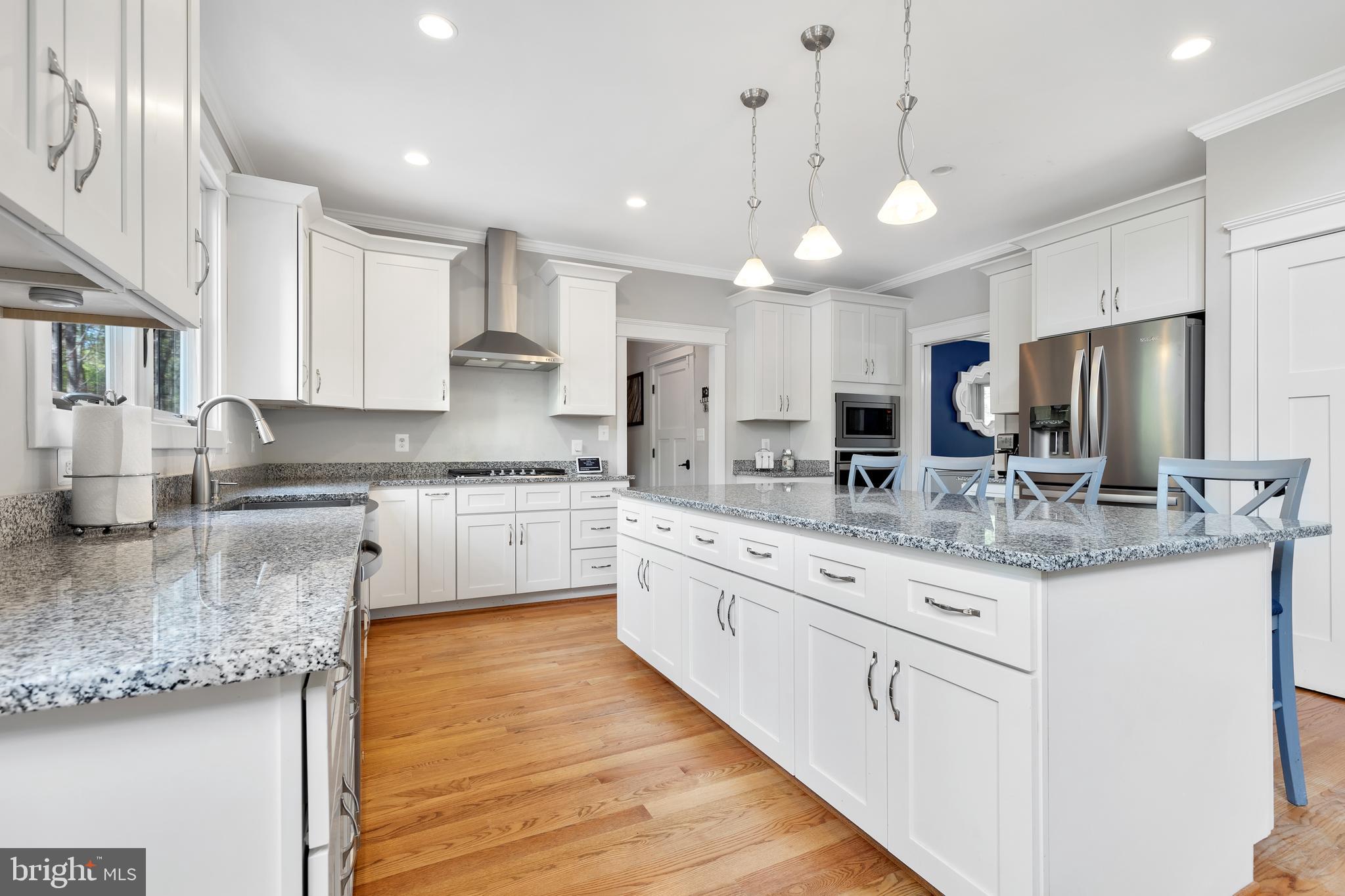 12329 Purcell Road Manassas, VA 20112 - Photo 20 of 71 Kitchen Island