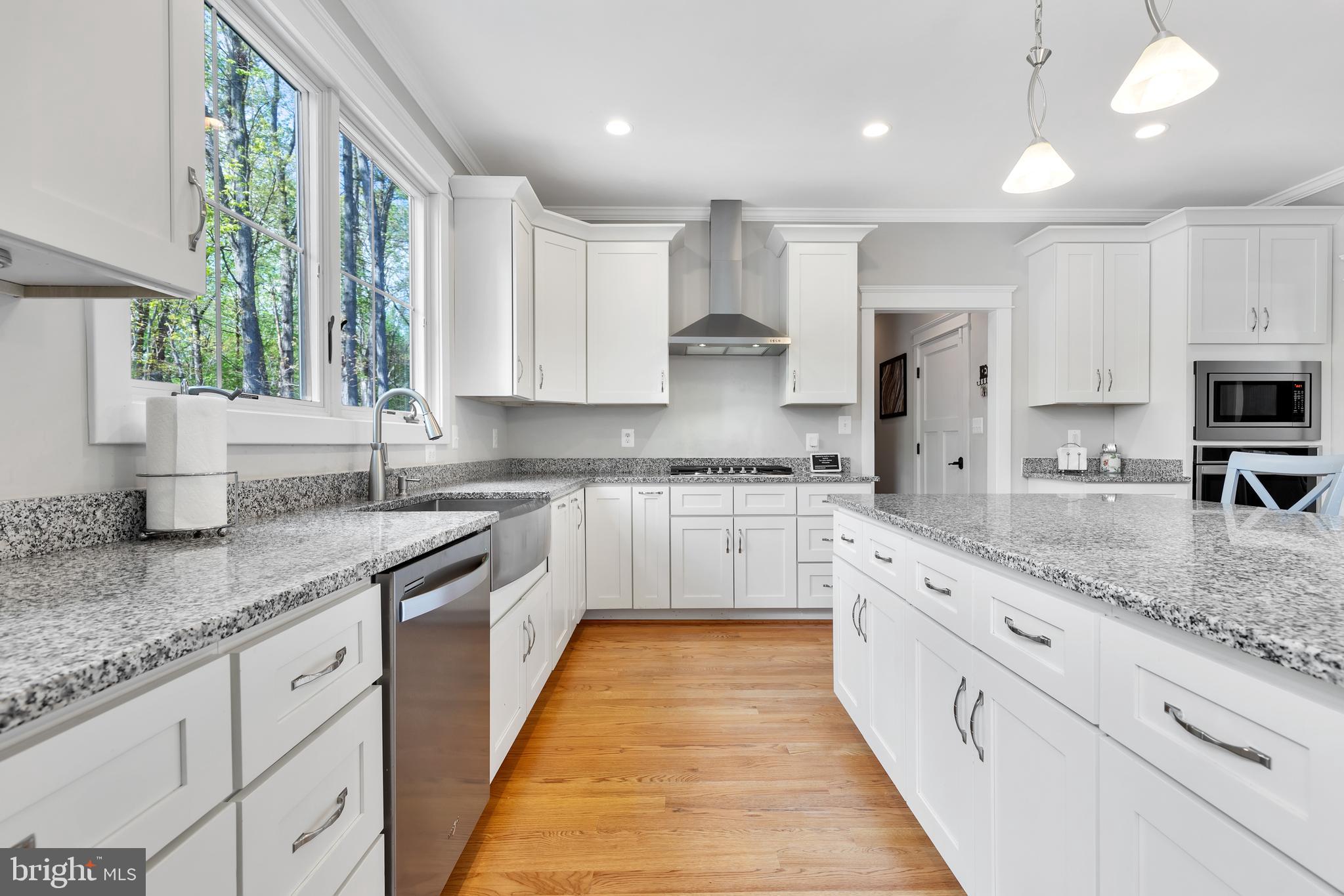 12329 Purcell Road Manassas, VA 20112 - Photo 21 of 71 Kitchen Island