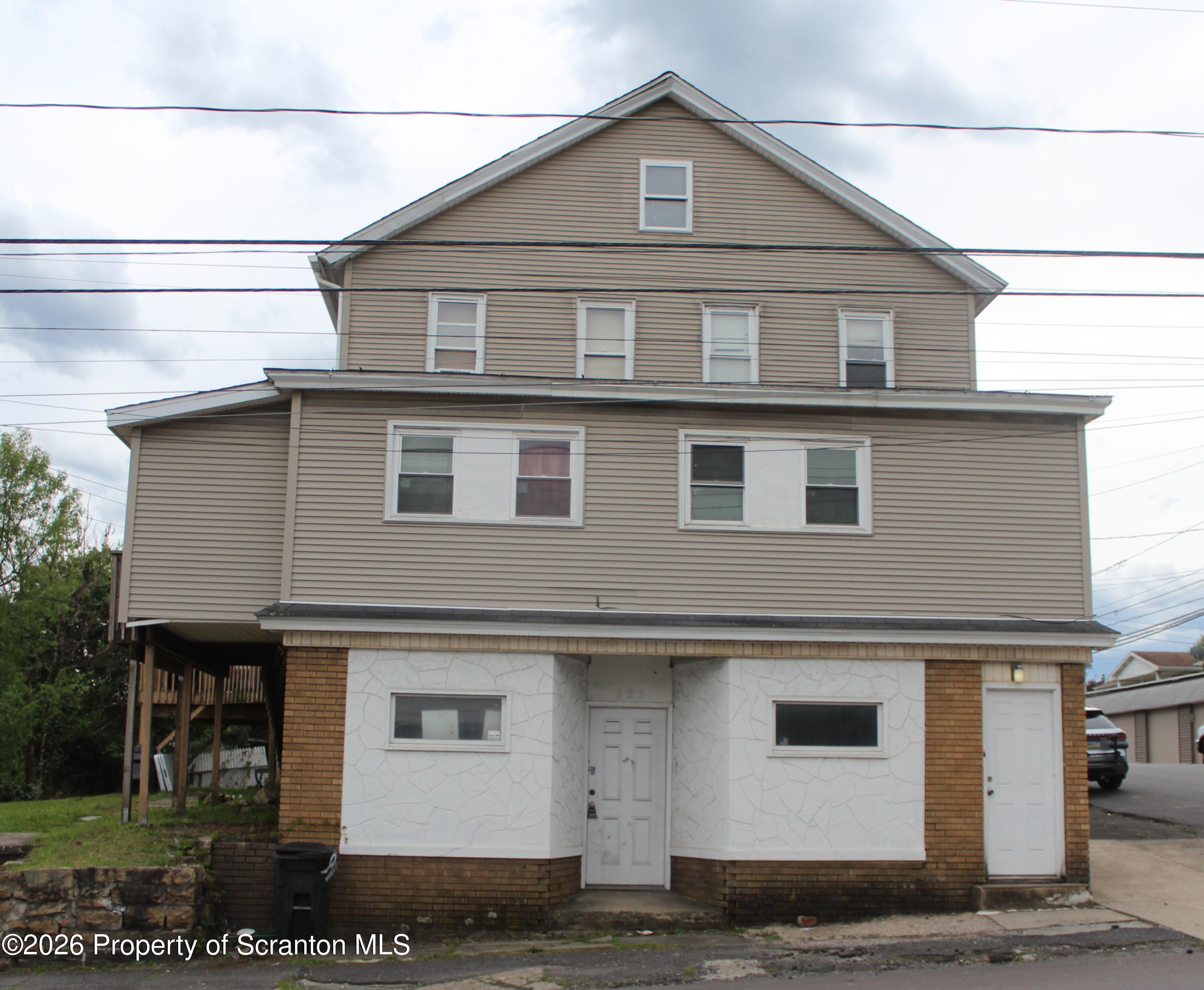 323 Union Street Taylor, PA 18517 - Photo 1 of 44 IMG_7242