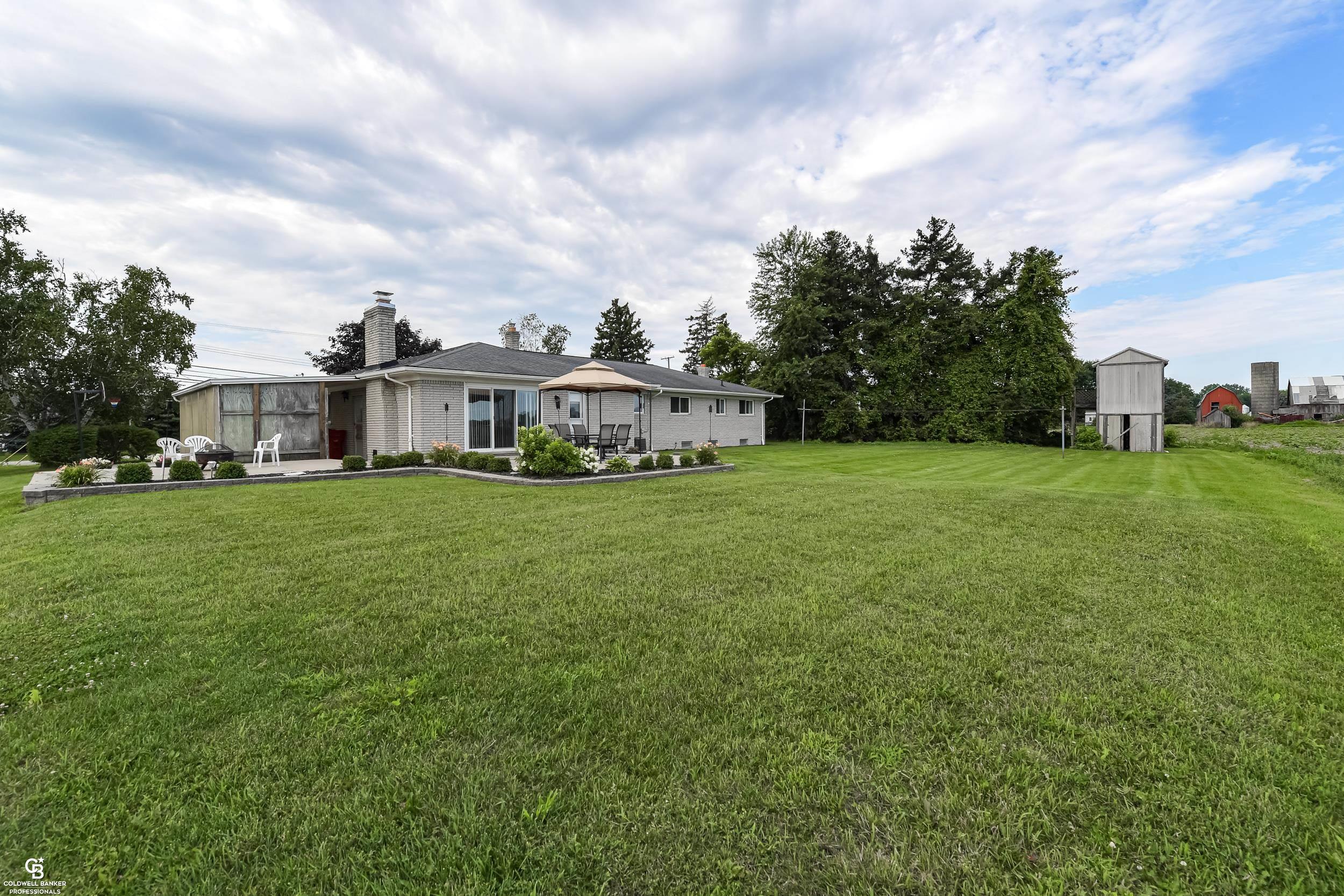 21951 24 Mile Road Macomb, MI 48042 - Photo 14 of 51 50149146-8a8e7f40-a4a9-4dd2-92ae-10e311421e3f.JPG