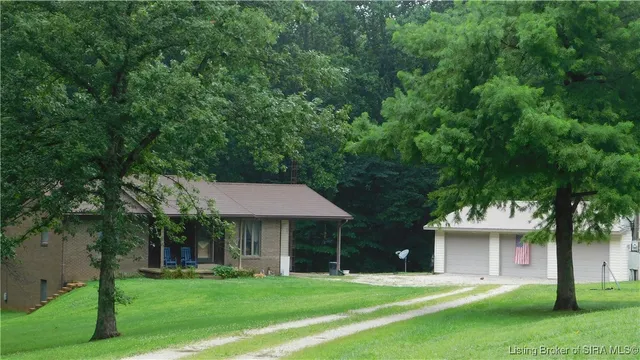 $325,000 | 4882 North Coon Hunter Road, Campbellsburg, IN 47108