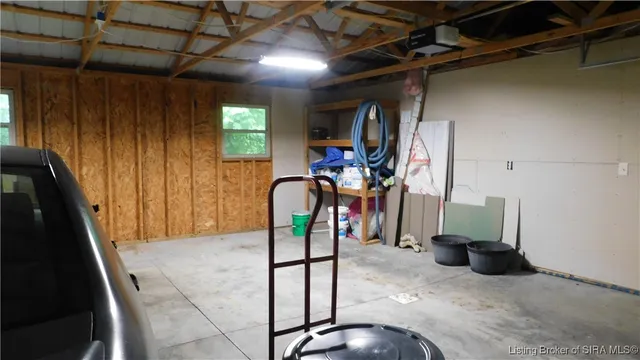 $325,000 | 4882 North Coon Hunter Road, Campbellsburg, IN 47108