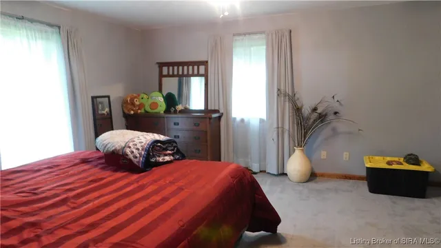 $325,000 | 4882 North Coon Hunter Road, Campbellsburg, IN 47108