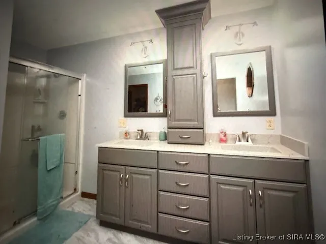 $325,000 | 4882 North Coon Hunter Road, Campbellsburg, IN 47108