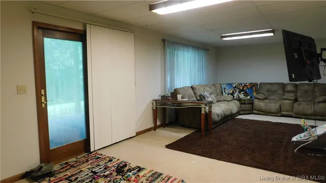 $325,000 | 4882 North Coon Hunter Road, Campbellsburg, IN 47108