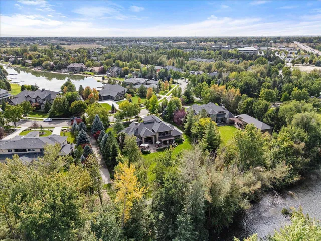 $2,390,000 | 226 East Riversedge Drive, Eagle, ID 83616
