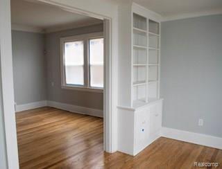 15455 Stahelin Road Detroit, MI 48223 - Photo 6 of 20 Stahelin living room.jpg