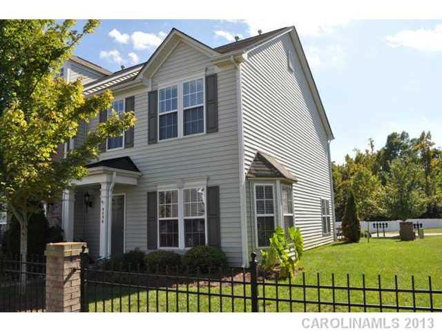 5036 Prosperity Ridge Road, Unit 5036 Charlotte, NC 28269 - Photo 1 of 16 Gallery Image 1