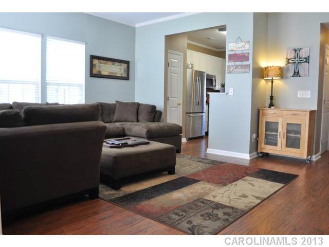 5036 Prosperity Ridge Road, Unit 5036 Charlotte, NC 28269 - Photo 7 of 16 Gallery Image 7