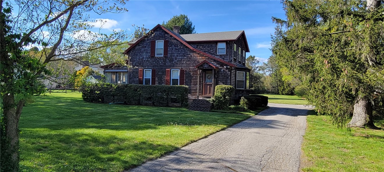 154 Essex Road North Kingstown, RI 02852 - Photo 2 of 28