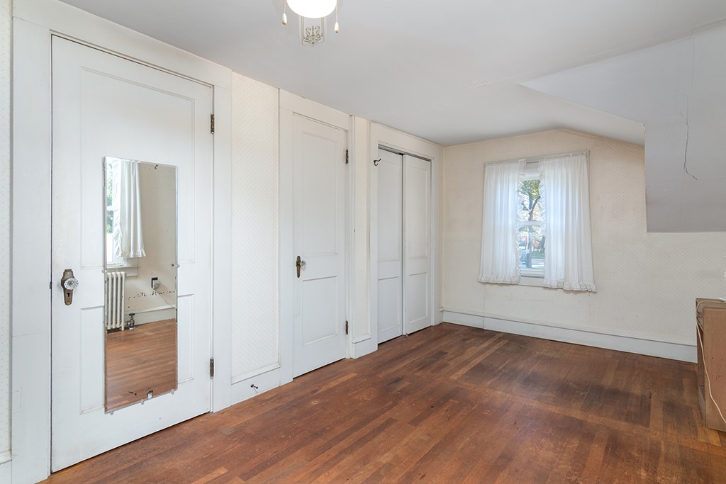 154 Essex Road North Kingstown, RI 02852 - Photo 23 of 28 BEDROOM 1