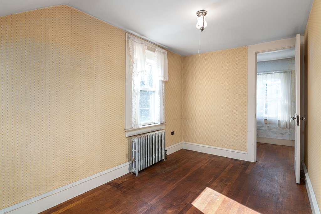 154 Essex Road North Kingstown, RI 02852 - Photo 27 of 28 BEDROOM 3
