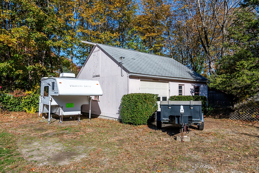 154 Essex Road North Kingstown, RI 02852 - Photo 7 of 28 GARAGE 2