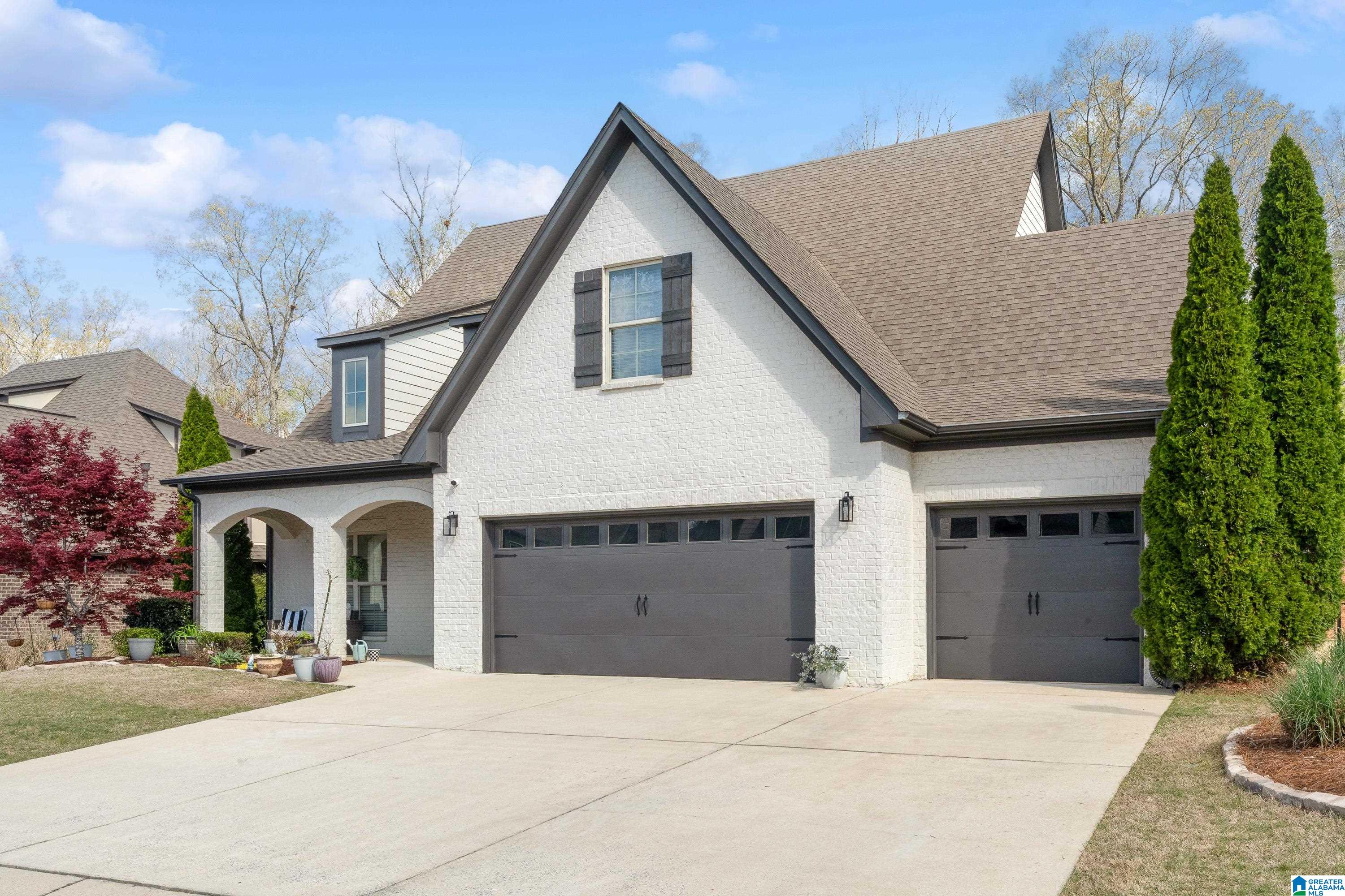 366 Strathaven Drive Pelham, AL 35124 - Photo 2 of 56