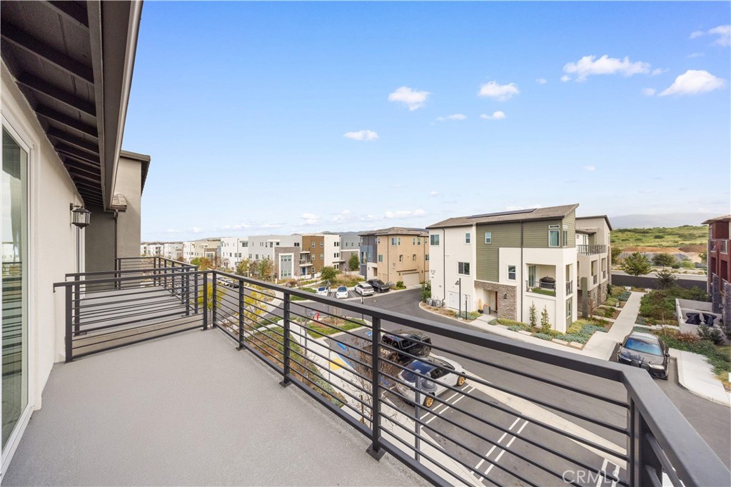 312 Tank Irvine, CA 92618 - Photo 41 of 68 a view of a balcony with chairs