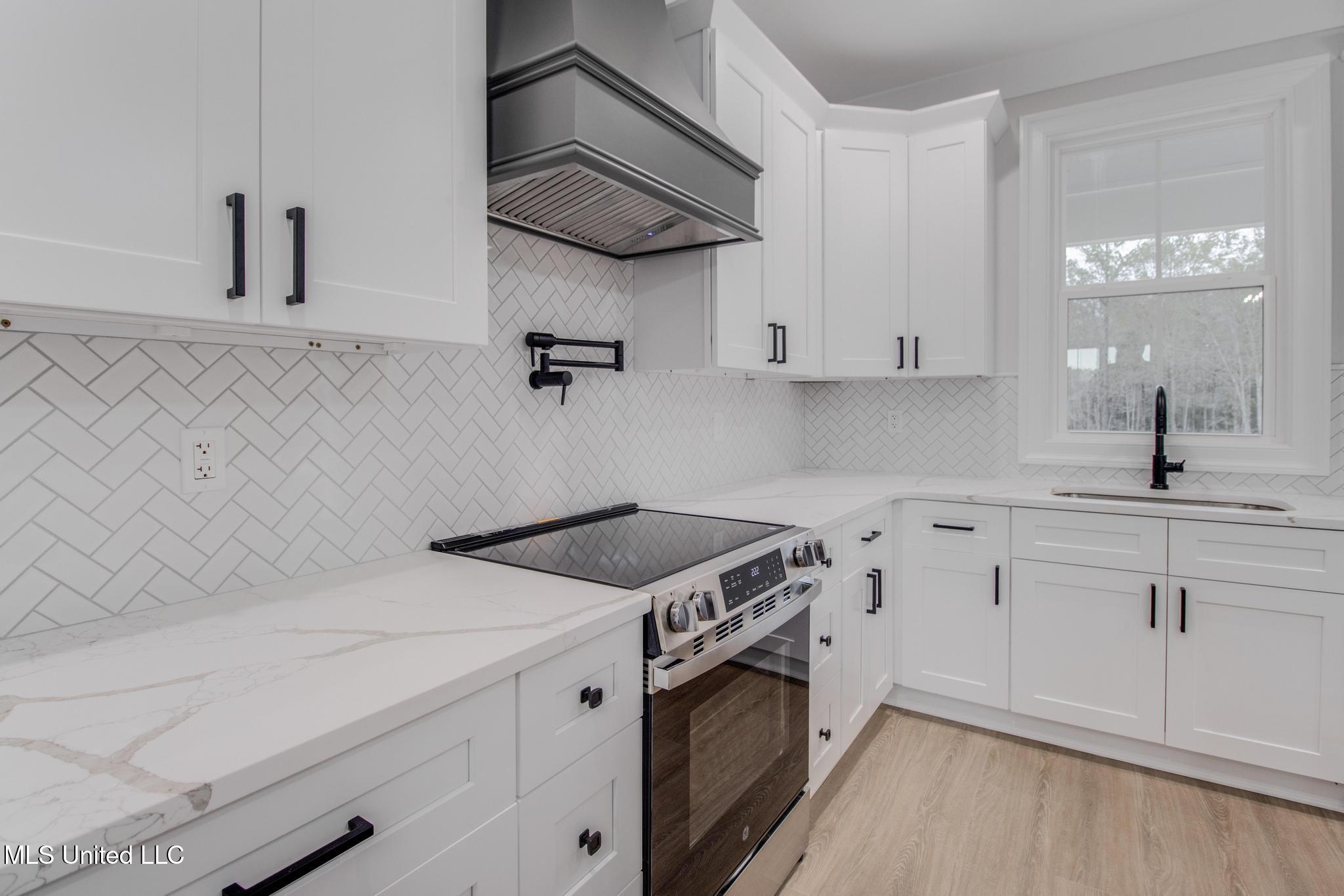 119 Clear Lake Road Perkinston, MS 39573 - Photo 12 of 26 IMG_2371