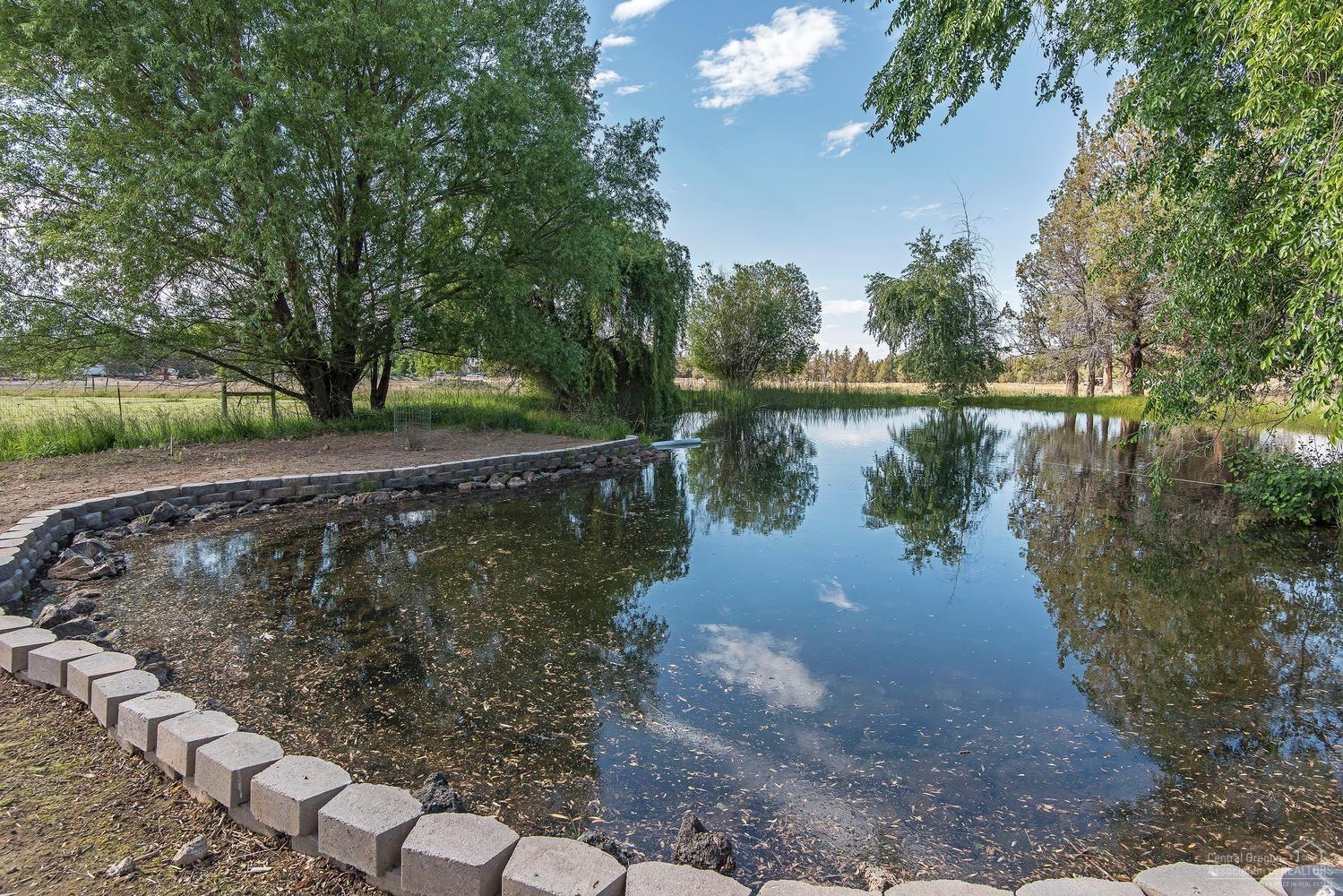 63311 Abbey Rd Bend Bend, OR 97701 - Photo 22 of 25 Gallery Image 22