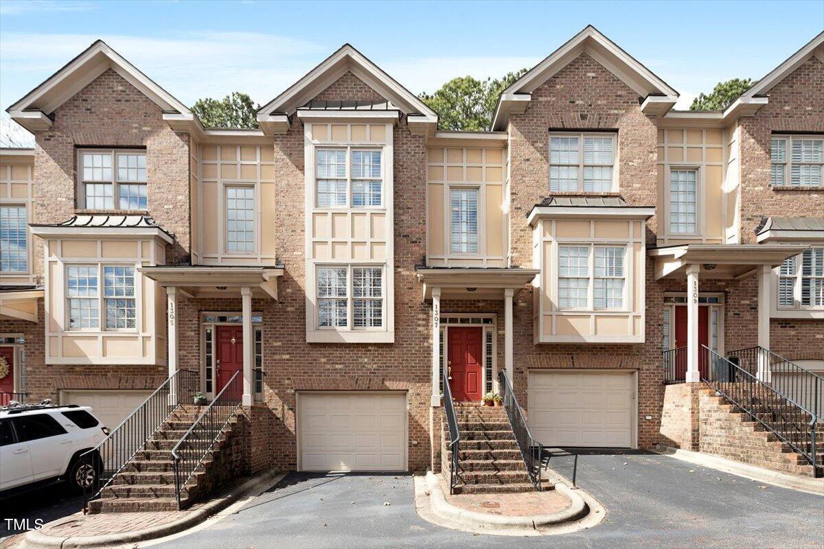 01-1307 Cameron View Ct [1968605]_01