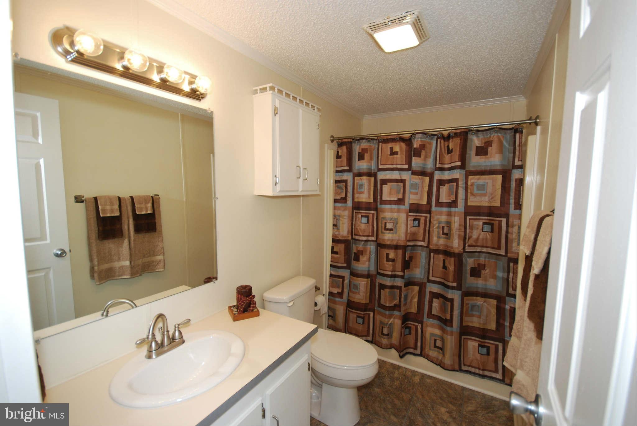275 Bluff Road Strasburg, VA 22657 - Photo 23 of 26 Bath