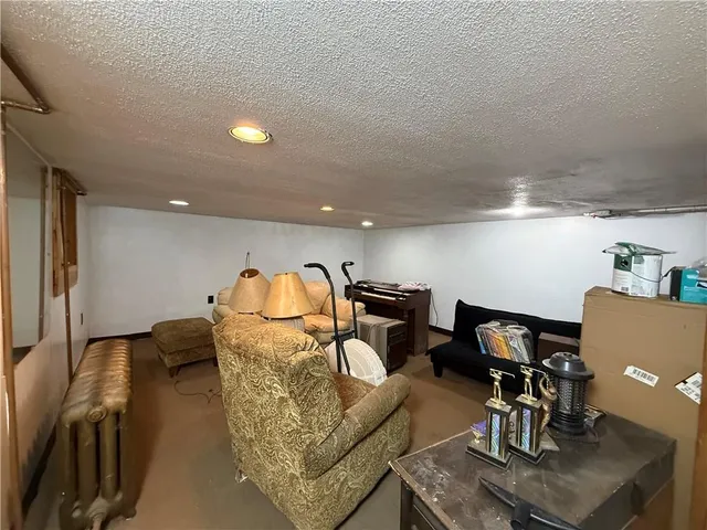 $150,000 | 1006-1008 Olive Avenue, Natrona Heights, PA 15065