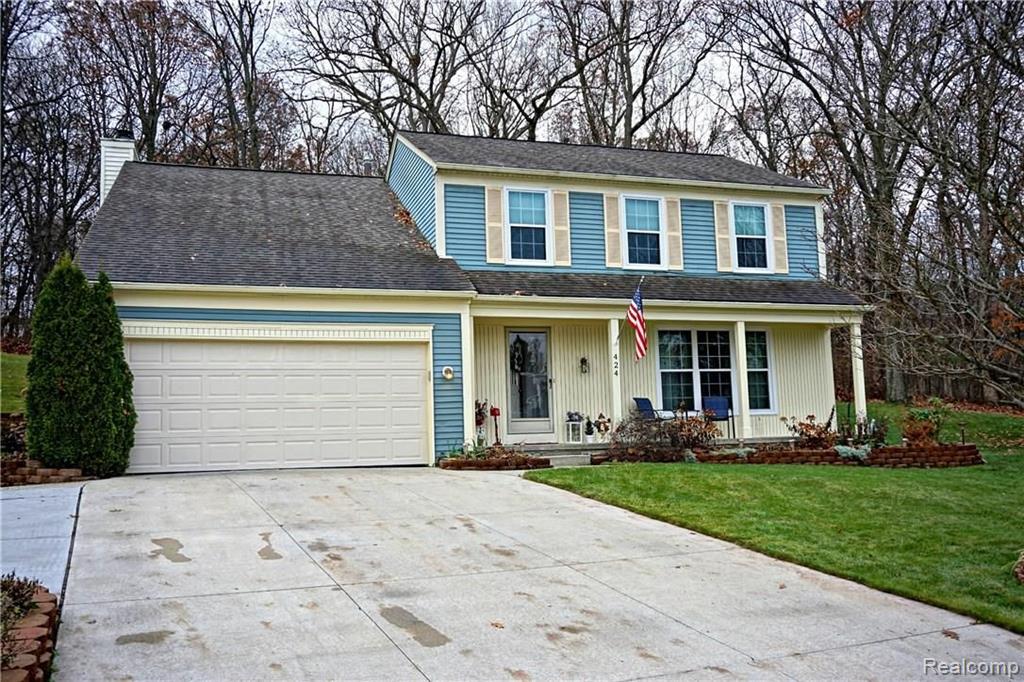 424 Ivy Wood Court Rochester Hills, MI 48307 - Photo 1 of 27