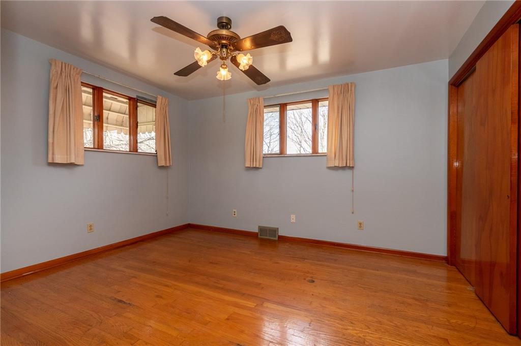 451 Holt Road Aliquippa, PA 15001 - Photo 7 of 13 Gallery Image 7