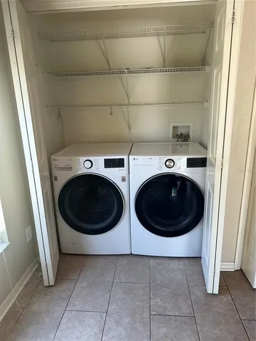 $2,600 | 4514 Sanibel Way, Bradenton, FL 34203