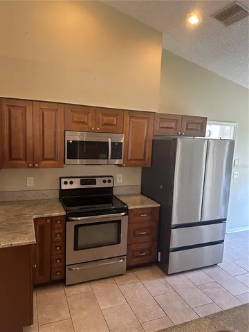 $2,600 | 4514 Sanibel Way, Bradenton, FL 34203