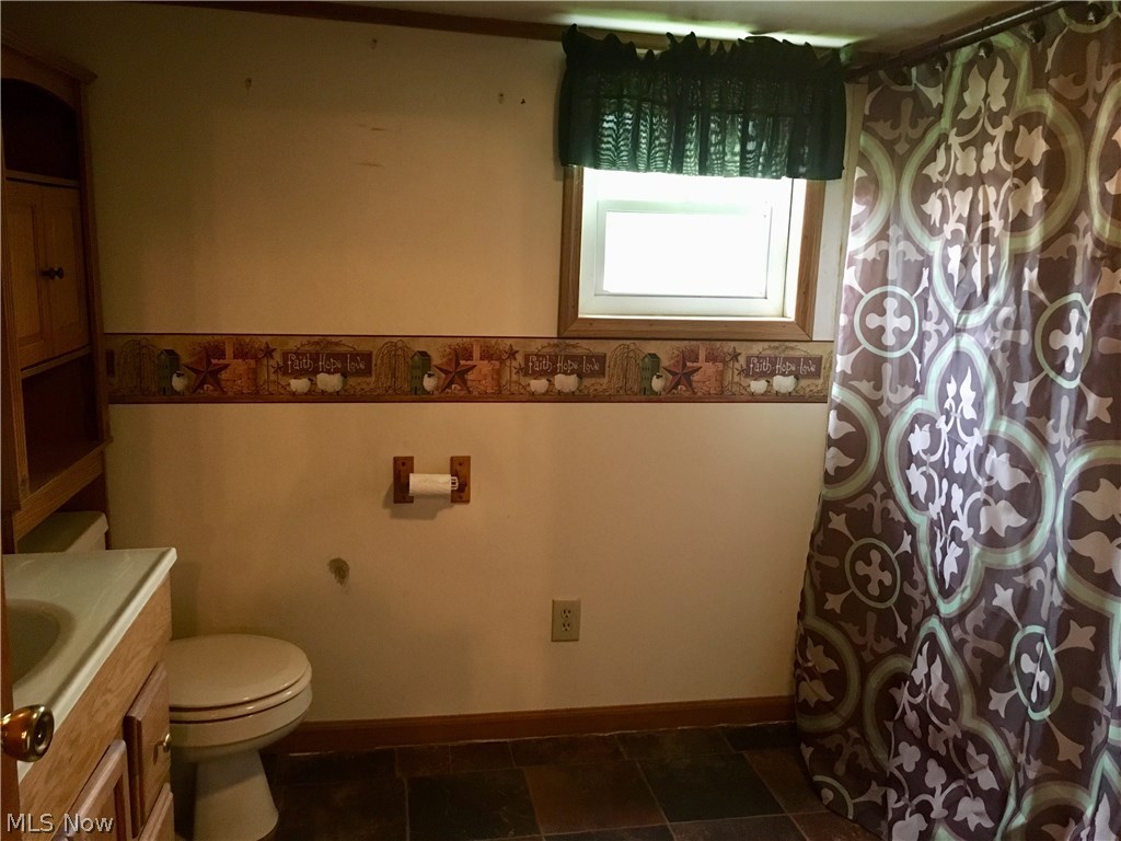 4590 Maple Grove Road Southeast Uhrichsville, OH 44683 - Photo 13 of 15