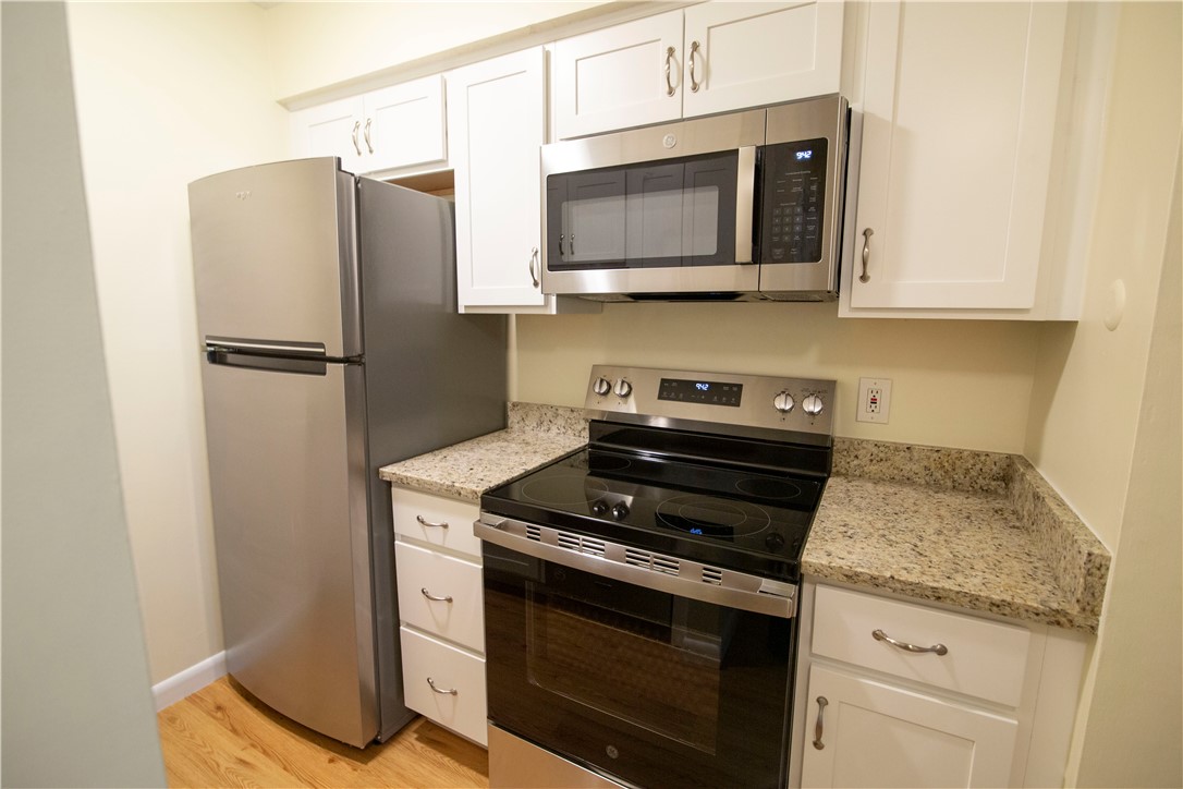 25 School Street, Unit 4 Westerly, RI 02891 - Photo 6 of 16 Gallery Image 6