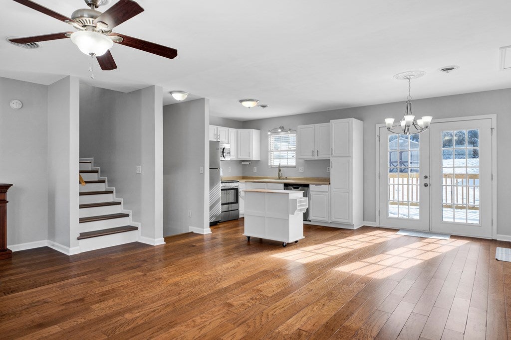 289 Whispering Pines Road Max Meadows, VA 24360 - Photo 10 of 46 Gallery Image 10