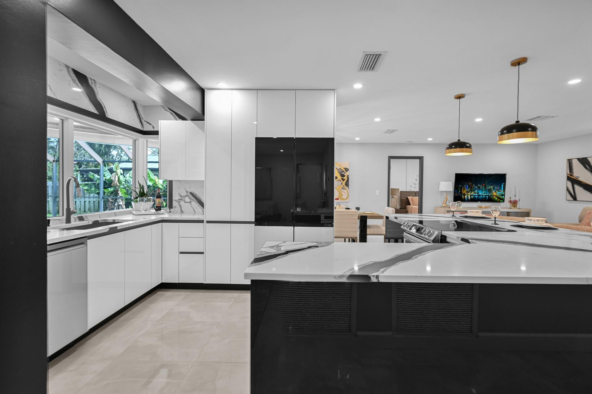 1071 Northwest 8th Street Boca Raton, FL 33486 - Photo 7 of 33 Photo 7