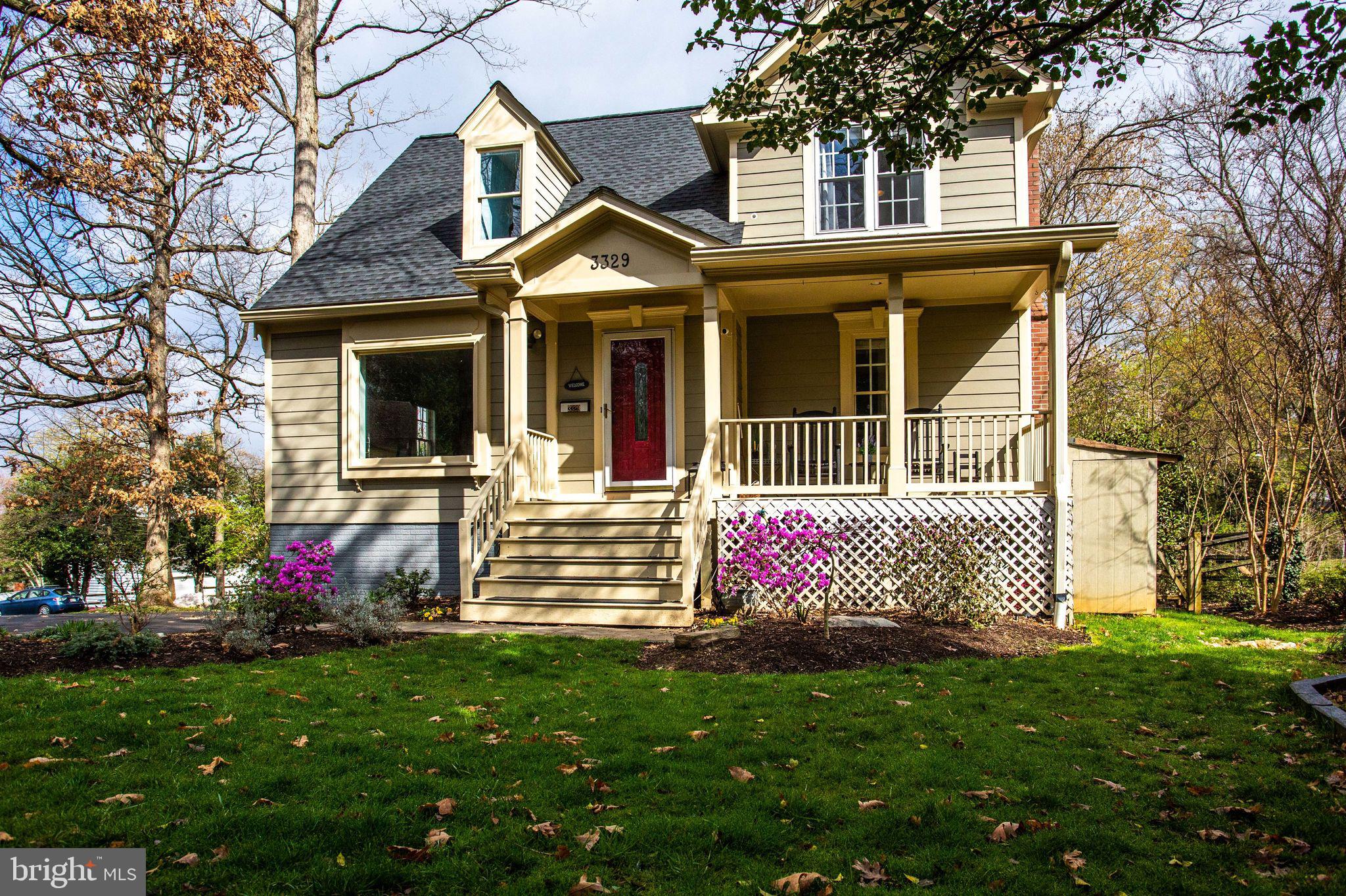 Gorgeous Home on Private Cul de Sac Lot