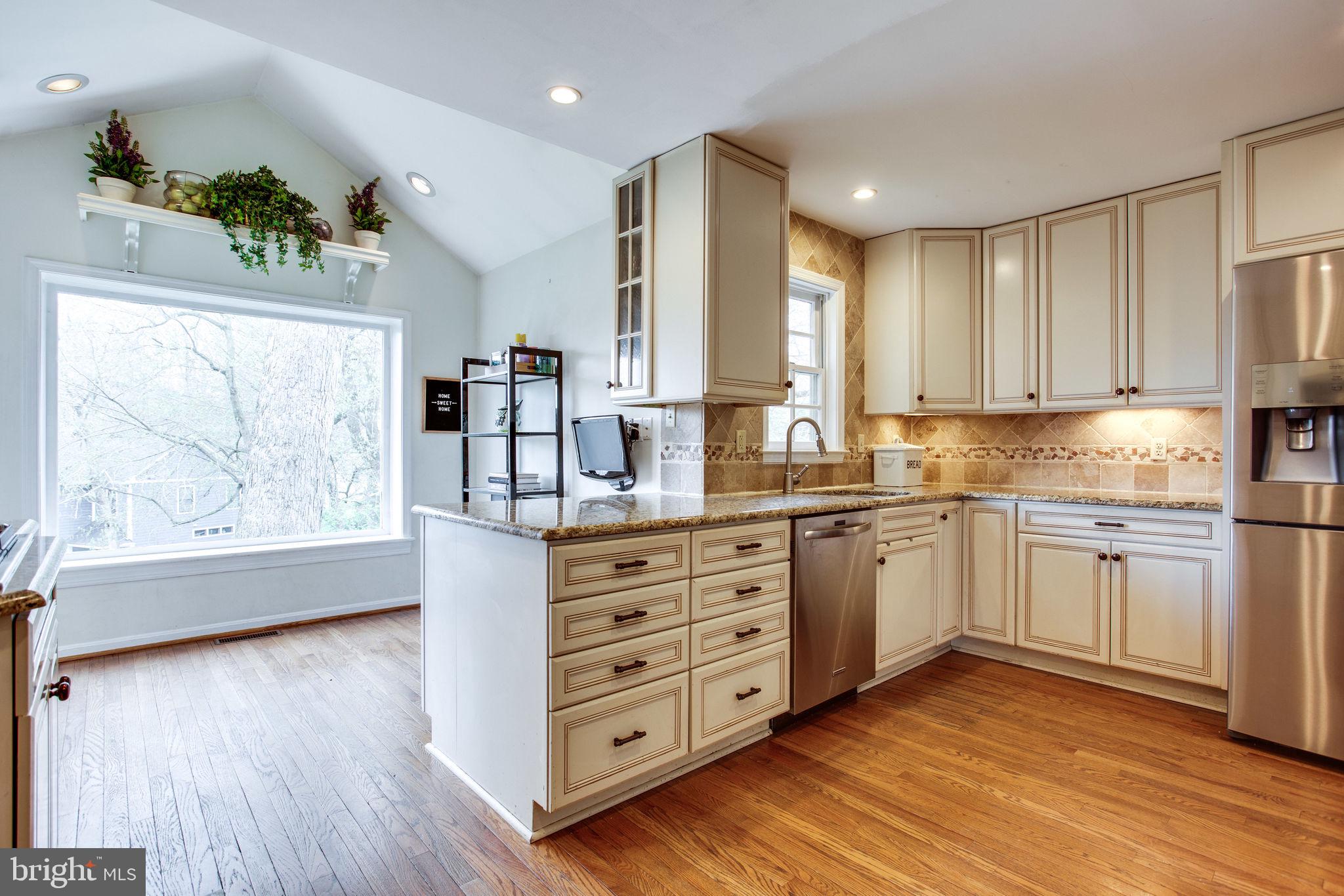 3329 Edgewood Road Kensington, MD 20895 - Photo 24 of 68 Gallery Image 24