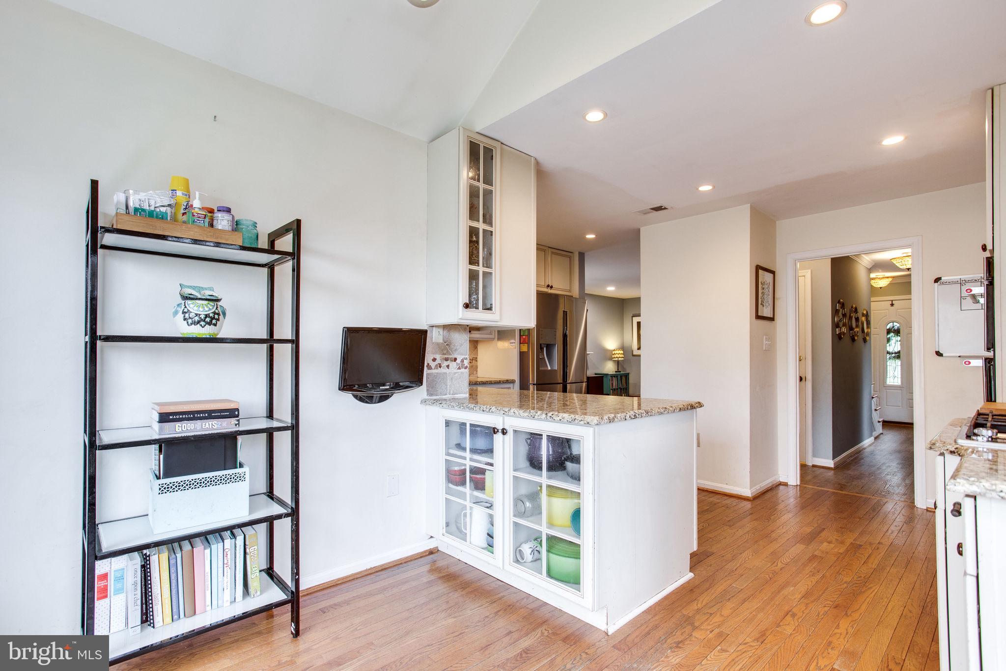 3329 Edgewood Road Kensington, MD 20895 - Photo 25 of 68 Breakfast Room with Vaulted Ceilings