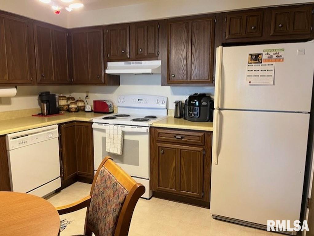 1360 Kimberly Ridge Road, Unit 214 Bettendorf, IA 52722 - Photo 14 of 23 Gallery Image 14