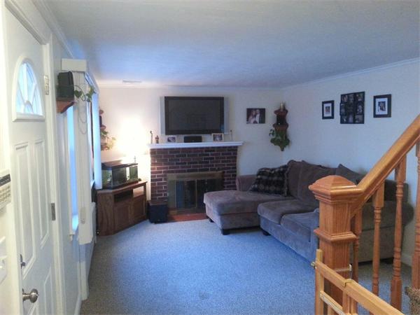 88 Chesbrough Road Boston, MA 02132 - Photo 3 of 7