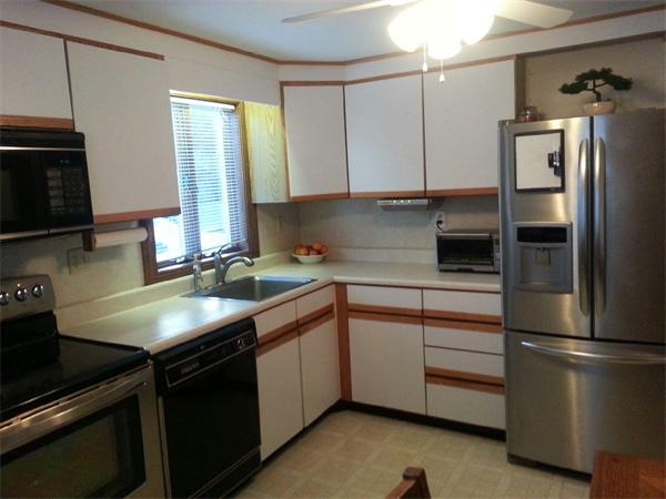 88 Chesbrough Road Boston, MA 02132 - Photo 4 of 7
