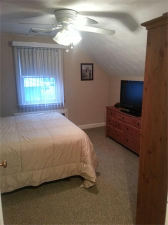 88 Chesbrough Road Boston, MA 02132 - Photo 6 of 7
