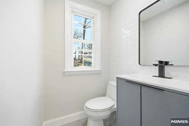 $1,088,000 | 30 West Lawn Road, Livingston, NJ 07039